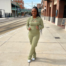 Load image into Gallery viewer, &quot;Don&#39;t Mind Me&quot; Jumpsuit - Green